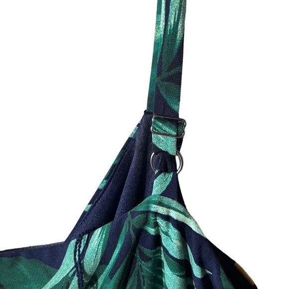 London Times Woman MIDI Dress in Floral Print Handkerchief Hem Size 1X - Picture 6 of 11